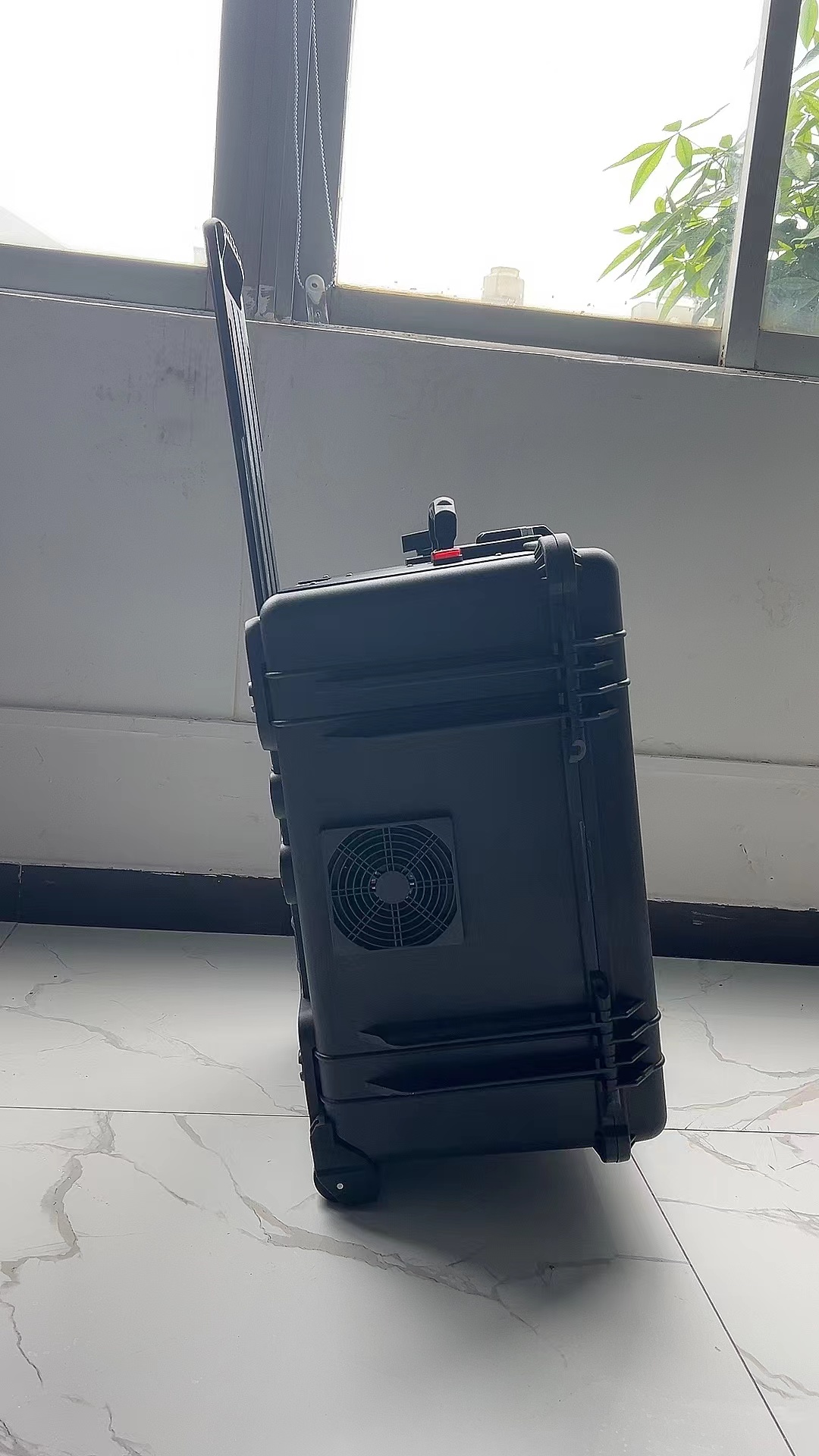 鄢陵手拉箱型移动通信干扰器